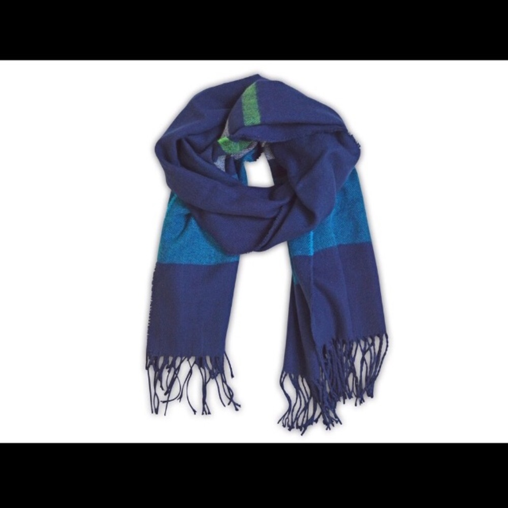 Navy Blue Patterned Scarf! - Picture 6 of 6
